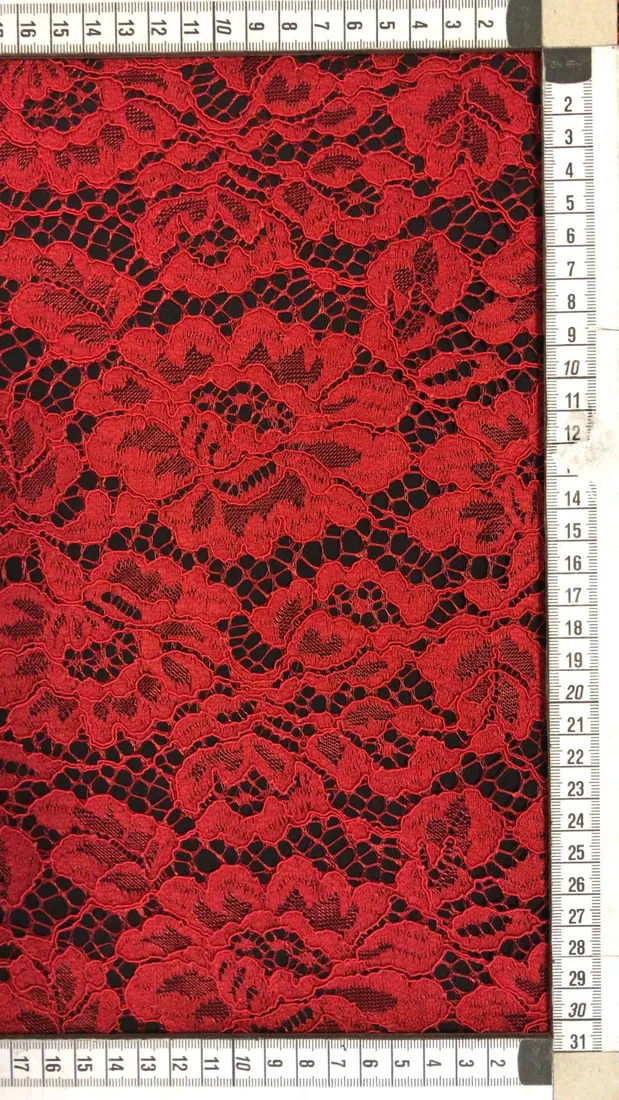 Kırmızı Polyester Dantel