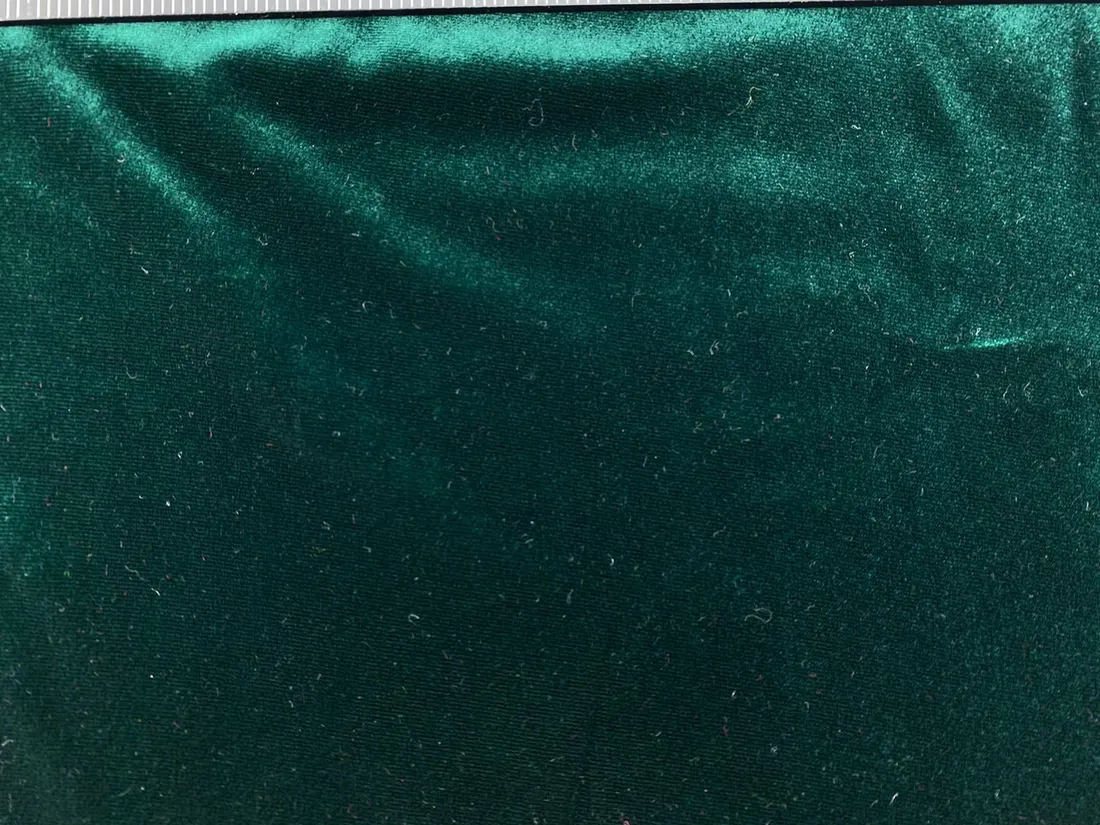 150 cm Yeşil İthal Polyester Kadife Kumaş