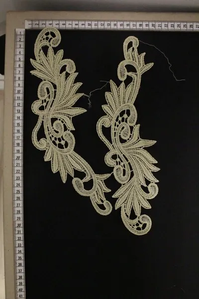 Gold Lurex Yaka Aplik