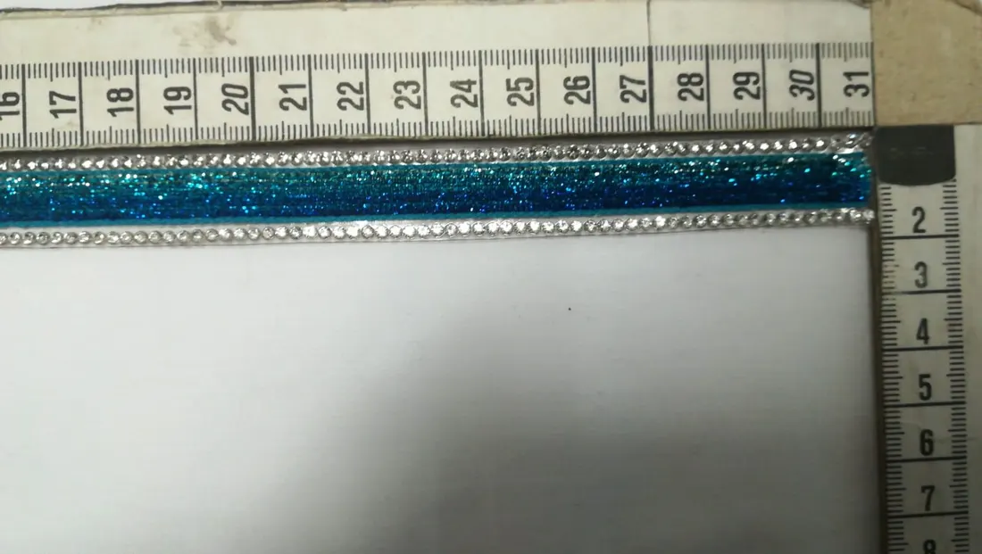 Mavi Taşlı Simli Kadife Bant, 1.5 cm