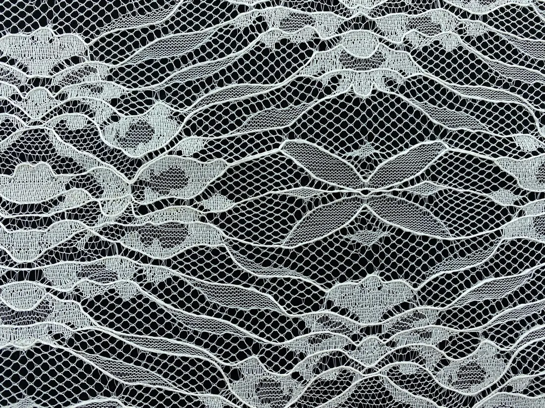 Krem Polyester Dantel Kumaş, 160 cm