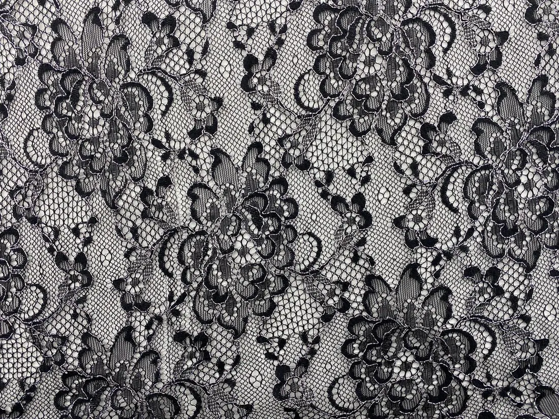 Gümüş Kordlu Siyah Polyester Dantel, 150 cm