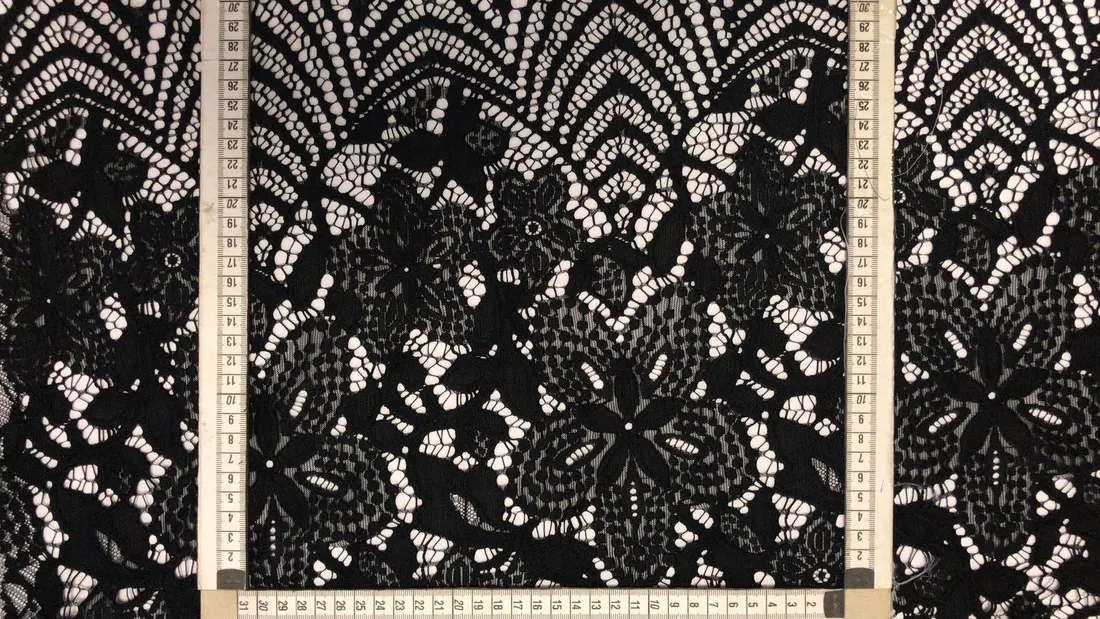 Siyah Polyester Dantel