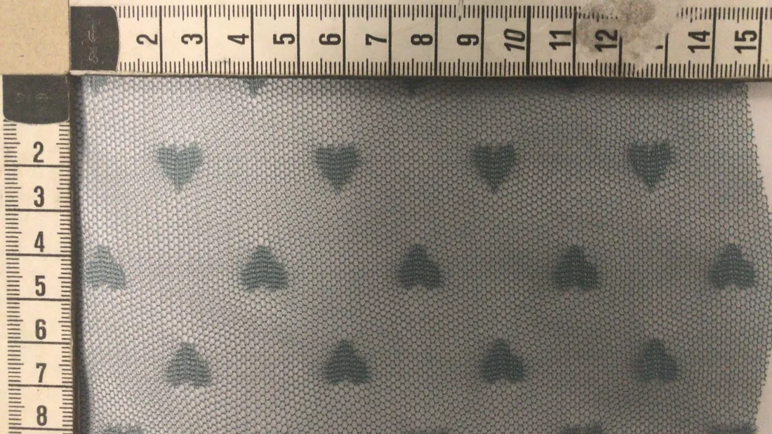 Kırmızı Tül Üzeri Yerli Polyester Dantel