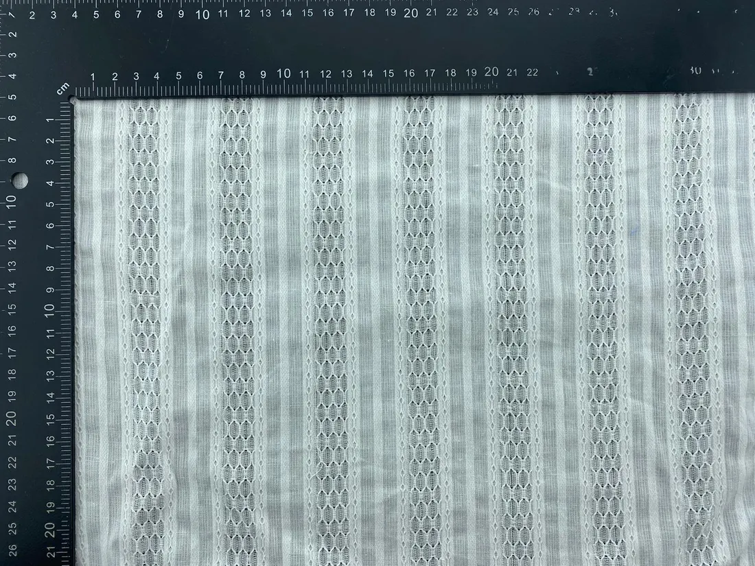 19375 Kumaş · İthal · Lez · Polyester · Vual · Black · 135 Cm
