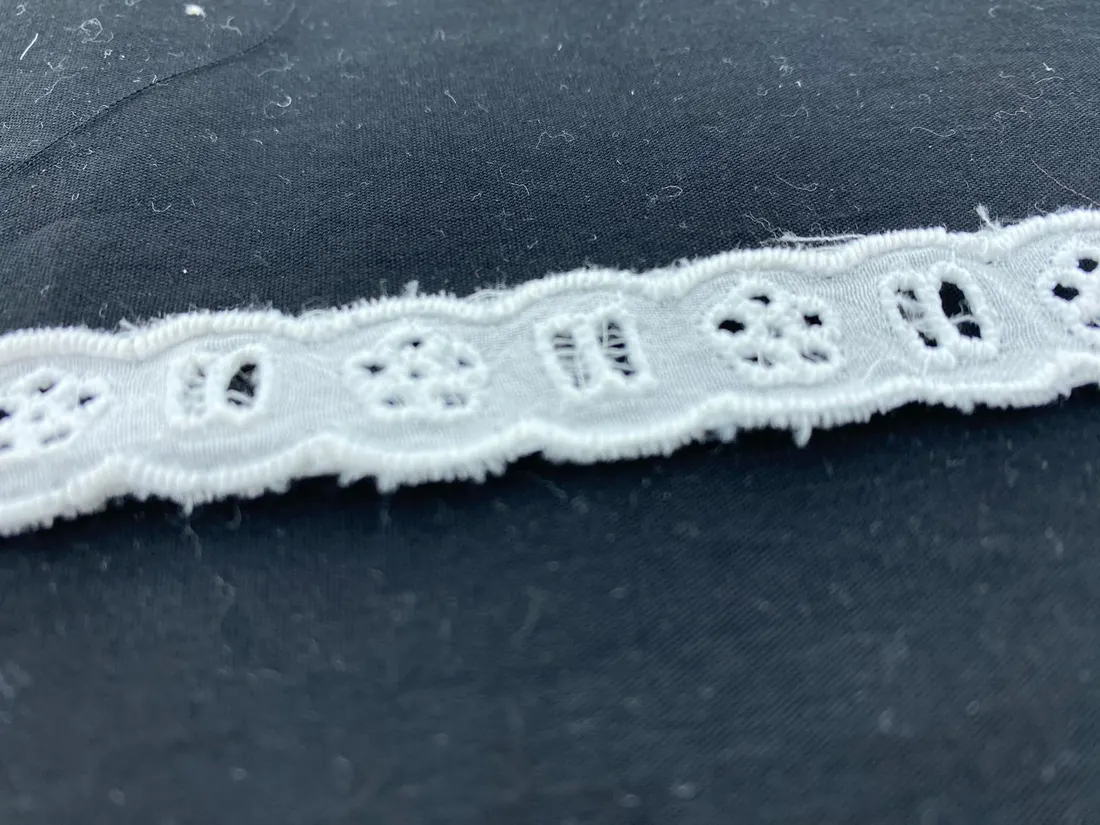 Kasar Yapıda 1 cm Pamuk Brode Bant, Yerli