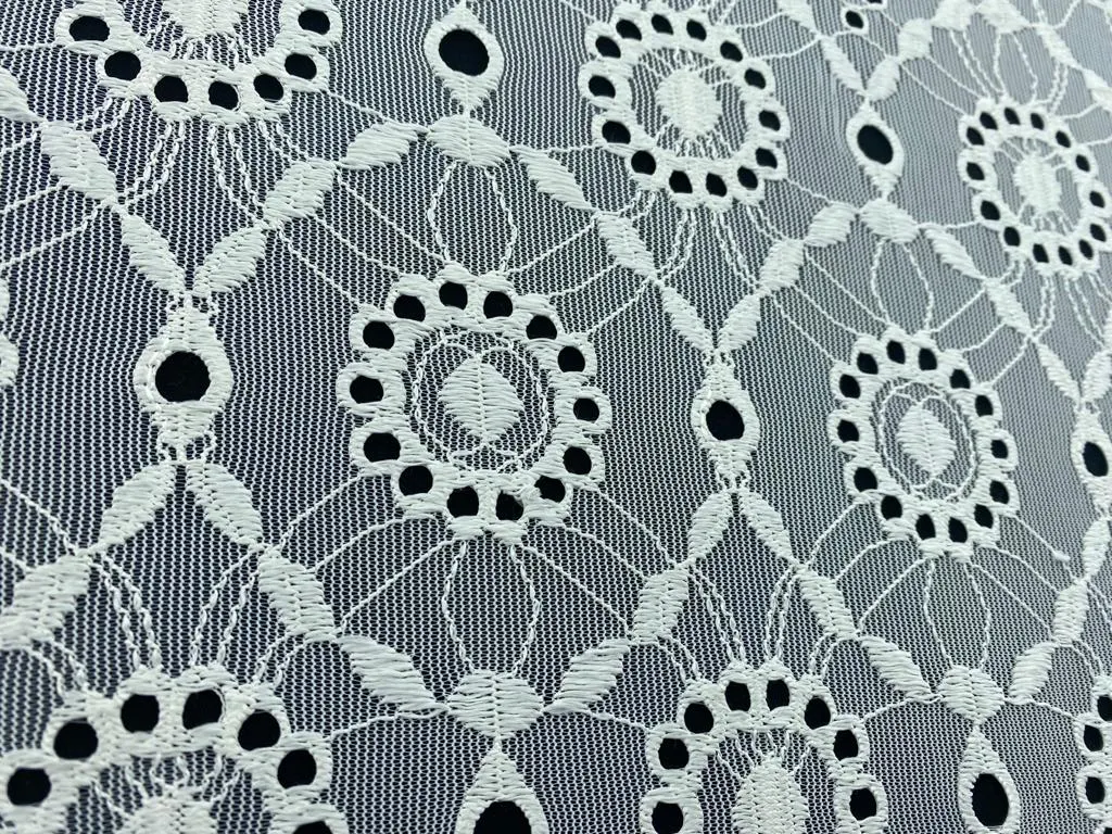 150 cm Bej Mat Polyester Bohrerli Dantel