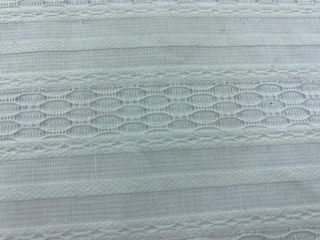Off White Armürlü İthal Pamuk Kumaş, 145 cm