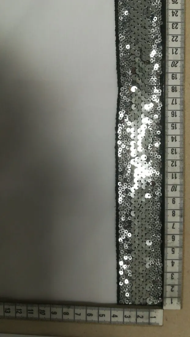 Gümüş Pullu Siyah Mesh Bant, 4 cm