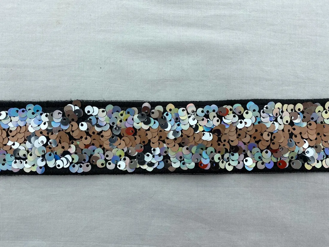 Siyah Mesh Üzeri Hologram Şampanya Pullu Bant, 4 cm