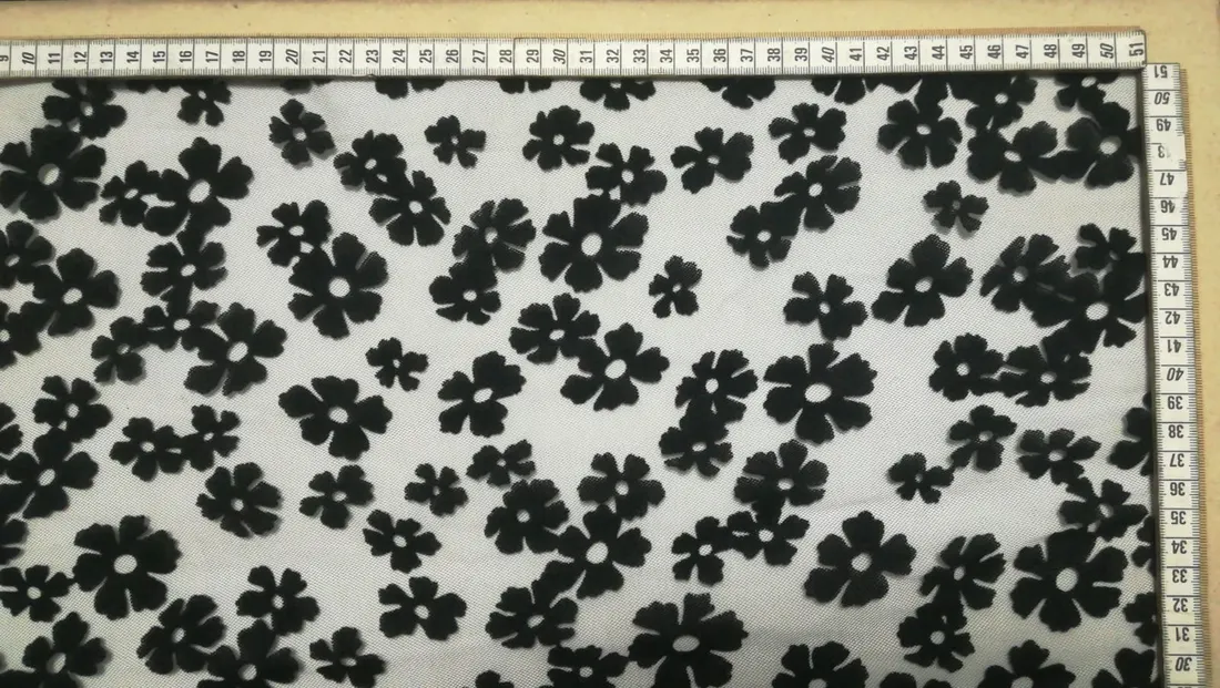 Tül Üzeri · İthal · Lez · Polyester · Flok Baskı · Siyah · 150 Cm