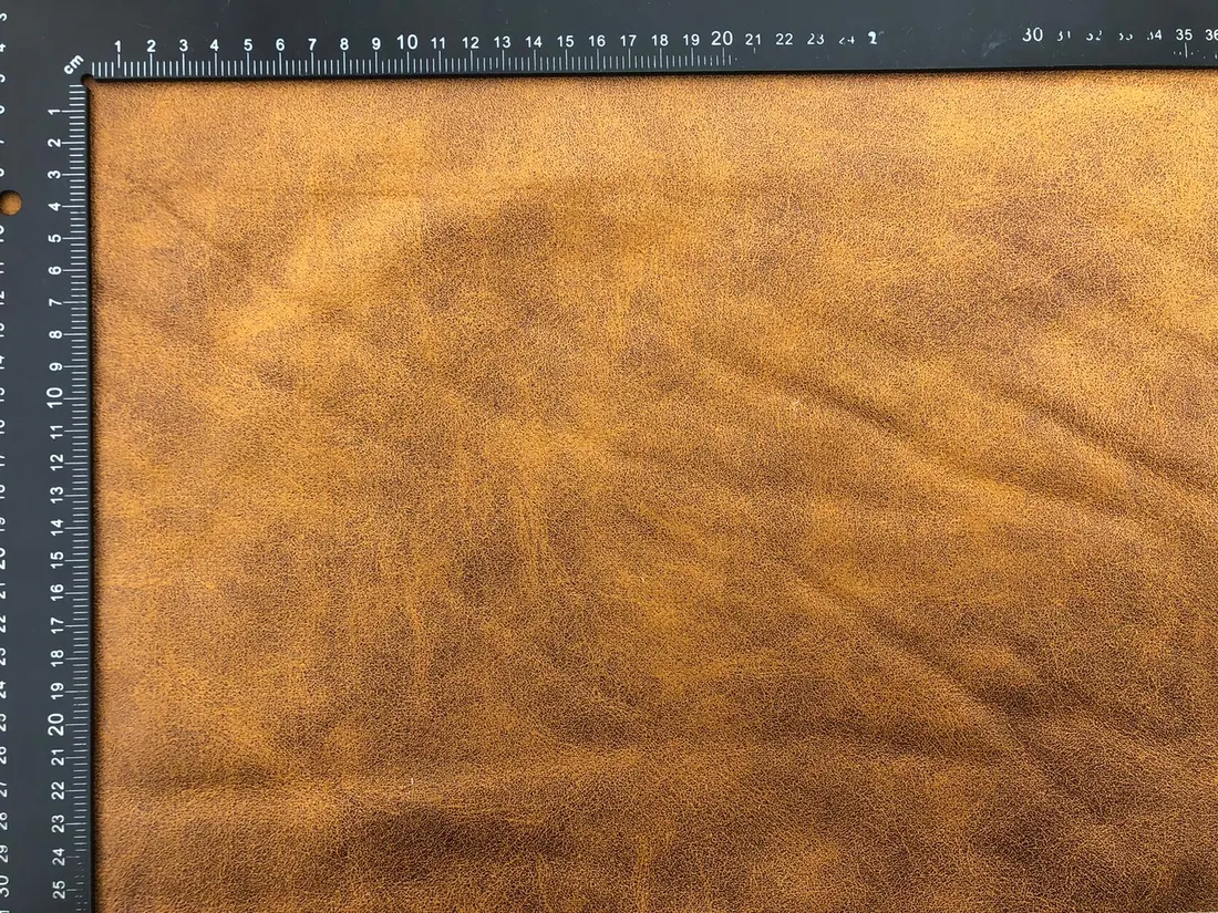 Taba Deri ve Krem Kürk Yerli Kumaş - 150 cm