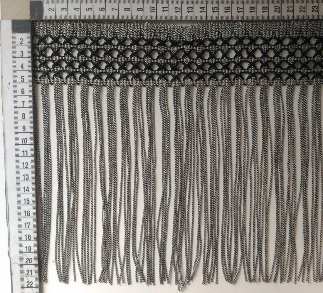 6943 · Saçak · Polyester · Zebra · Siyah-beyaz · 21,5 Cm