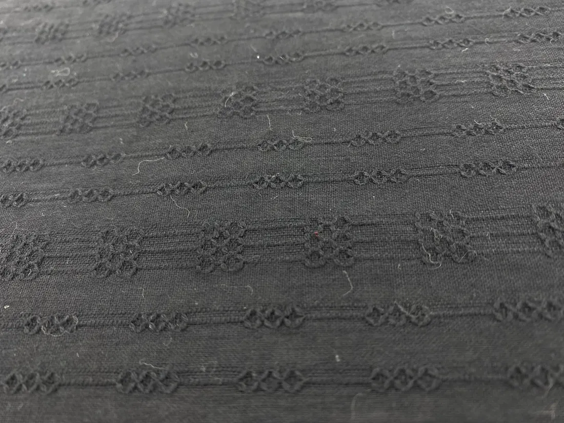 19388 Kumaş · İthal · Lez · Pamuk · Armürlü · Black · 145 Cm