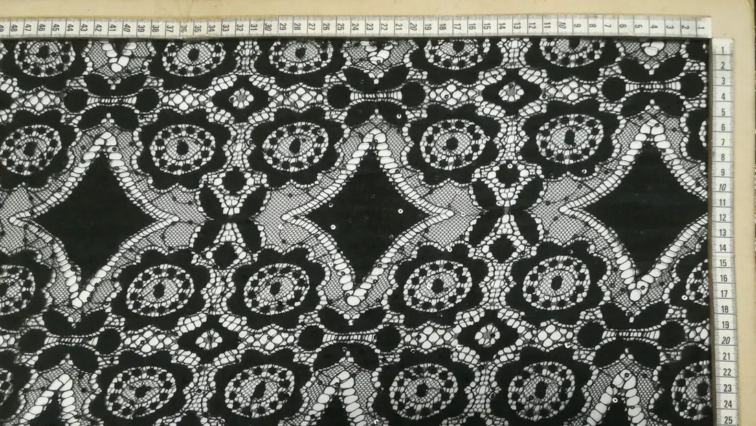 Siyah Naylon Dantel Kumaş, 150 cm