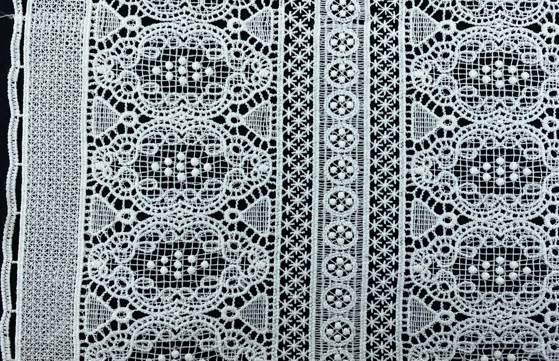 80 cm Beyaz Mat Polyester İthal Brode Bant