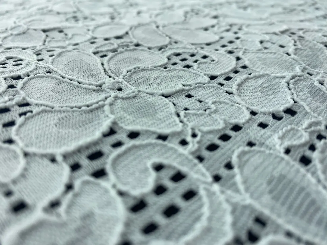 Likralı Fiksli Naylon Dantel Kumaş, 150 cm